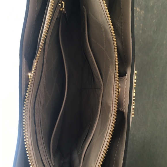 Michael Kors shoulder bag - Picture 5 of 6